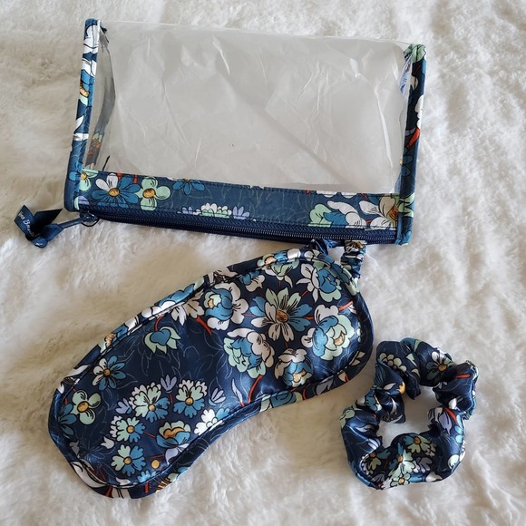 Vera Bradley 3 pc Gift Set - Picture 3 of 4